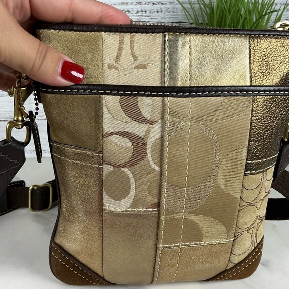 Coach Holiday Vintage Gold Brown Patchwork Messenger Fall Crossbody Bag - Picture 4 of 12